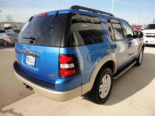 Ford Explorer 2010 photo 1