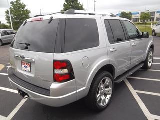 Ford Explorer 2010 photo 5