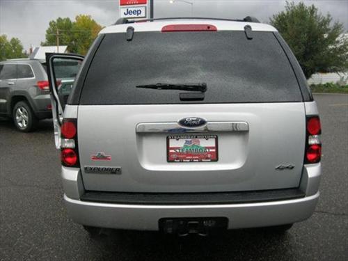 Ford Explorer 2010 photo 4