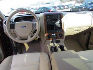 Ford Explorer 2010 photo 3