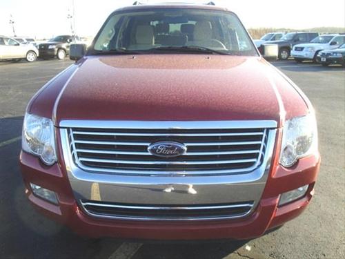 Ford Explorer 2010 photo 1