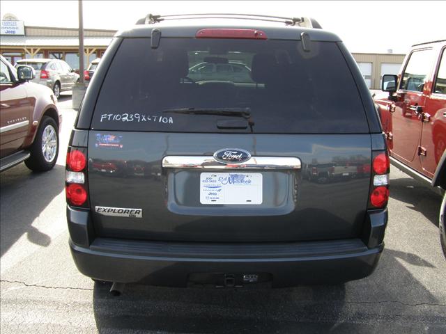 Ford Explorer 2010 photo 4