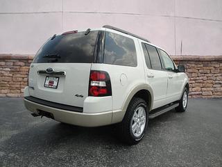 Ford Explorer 2010 photo 2