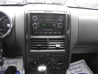 Ford Explorer 2010 photo 3