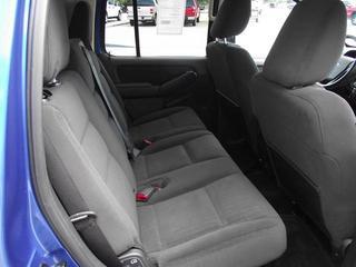 Ford Explorer 2010 photo 4