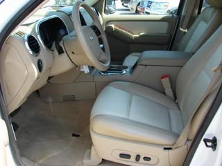 Ford Explorer 2010 photo 3