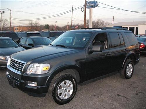 Ford Explorer 2010 photo 2