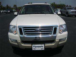 Ford Explorer 2010 photo 2