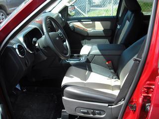 Ford Explorer 2010 photo 4