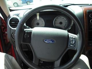 Ford Explorer 2010 photo 5