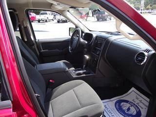 Ford Explorer 2010 photo 2