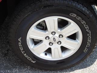 Ford Explorer 2010 photo 4