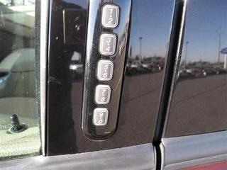 Ford Explorer 2010 photo 1