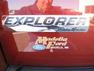 Ford Explorer 2010 photo 2