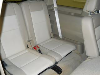 Ford Explorer 2010 photo 3
