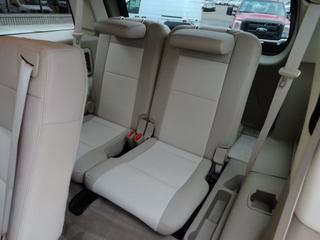 Ford Explorer 2010 photo 3
