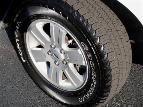 Ford Explorer 2010 photo 4