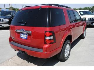 Ford Explorer 2010 photo 3