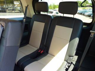 Ford Explorer 2010 photo 3