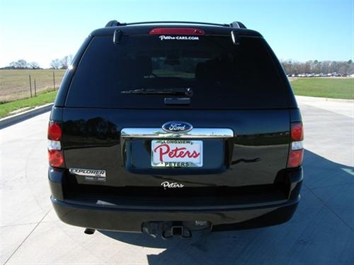 Ford Explorer 2010 photo 1