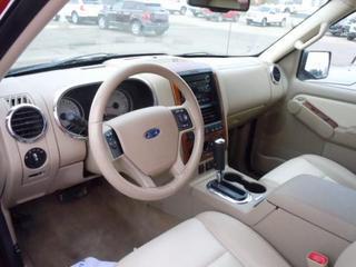 Ford Explorer 2010 photo 3