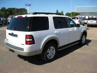 Ford Explorer 2010 photo 4