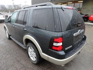 Ford Explorer 2010 photo 4