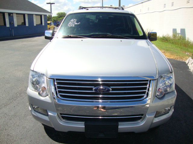 Ford Explorer 2010 photo 4