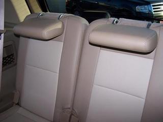 Ford Explorer 2010 photo 1