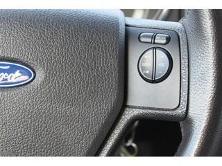 Ford Explorer 2010 photo 3