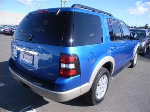 Ford Explorer 2010 photo 4
