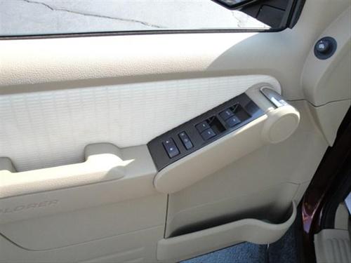 Ford Explorer 2010 photo 5