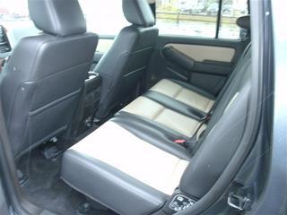 Ford Explorer 2010 photo 4