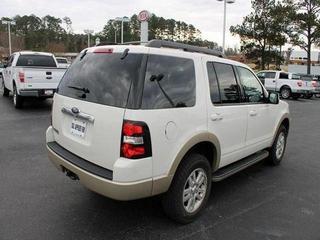 Ford Explorer 2010 photo 2