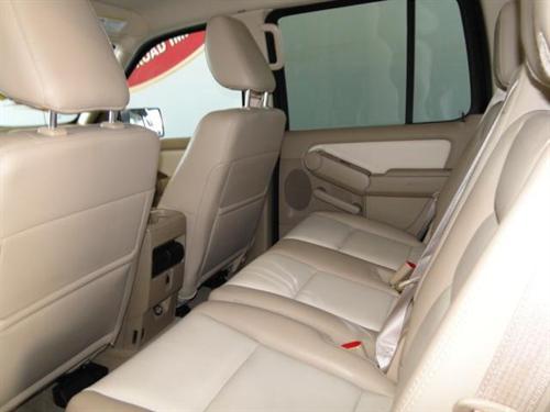 Ford Explorer 2010 photo 3