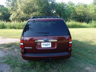 Ford Explorer 2010 photo 1