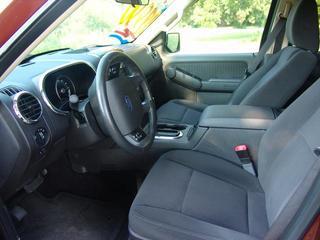 Ford Explorer 2010 photo 4
