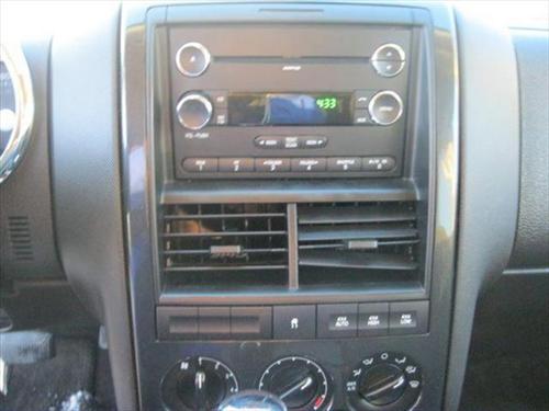 Ford Explorer 2010 photo 4