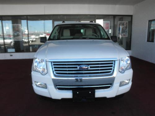 Ford Explorer 2010 photo 1