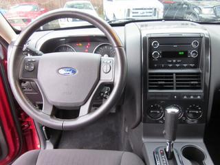 Ford Explorer 2010 photo 5