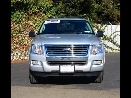 Ford Explorer 2010 photo 4