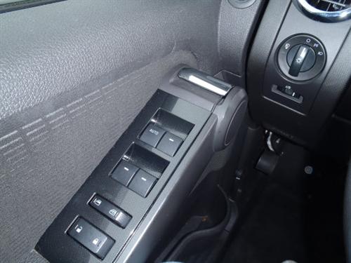 Ford Explorer 2010 photo 3