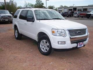 Ford Explorer 2010 photo 1