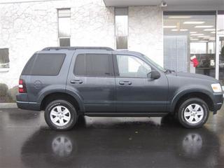 Ford Explorer 2010 photo 1