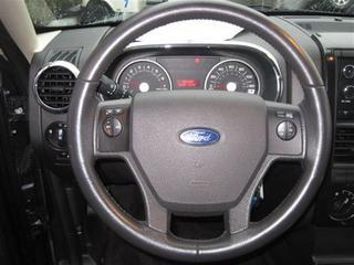 Ford Explorer 2010 photo 5