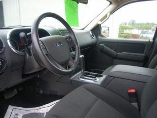 Ford Explorer 2010 photo 4