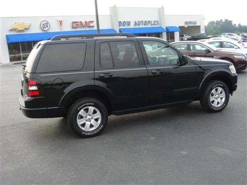 Ford Explorer 2010 photo 1