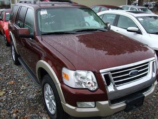 Ford Explorer 2010 photo 2