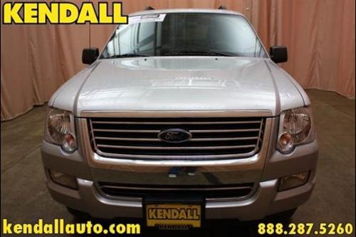 Ford Explorer 2010 photo 1