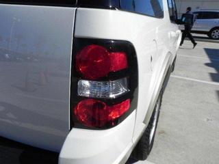 Ford Explorer 2010 photo 3